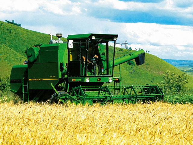 约翰迪尔W70(原1042)联合收割机-