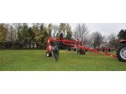 麦赛福格森MF-SV410型搂草机