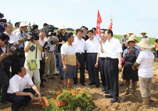 鄱阳县:江西省乐丰农机专业合作社十年发展历