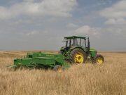 约翰迪尔338方捆机在青海省-约翰迪尔摄影大赛作品