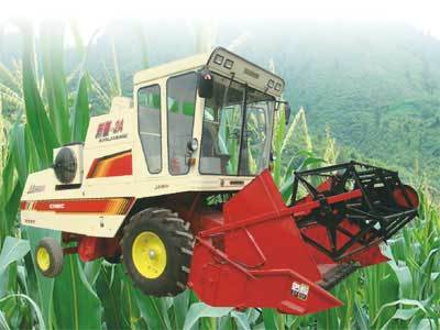 新疆4YLZ-2A自走式玉米（籽粒）小麦两用收获机