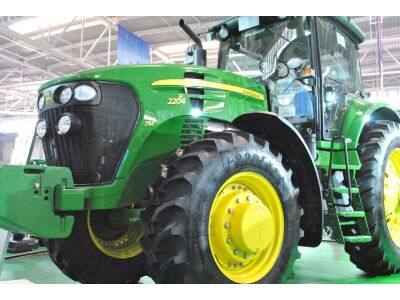 约翰迪尔 2204拖拉机