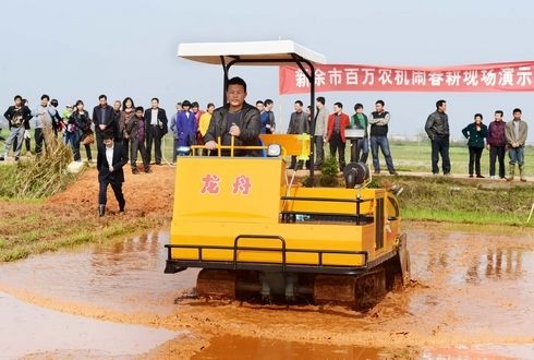 異軍突起 自走式旋耕機市場現狀及發展建議探討