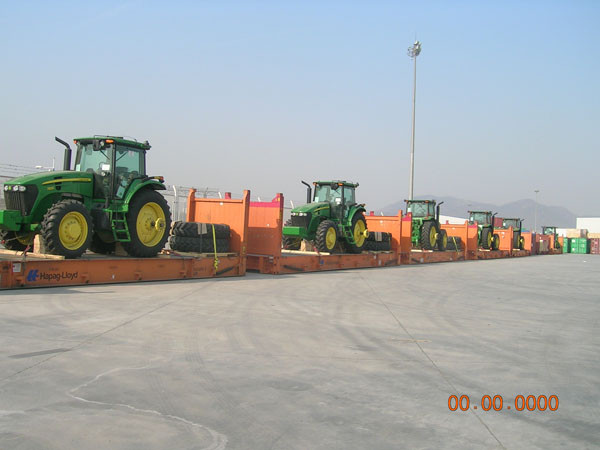 大兴安岭农垦管理局购置的首批6台约翰迪尔7830拖拉机