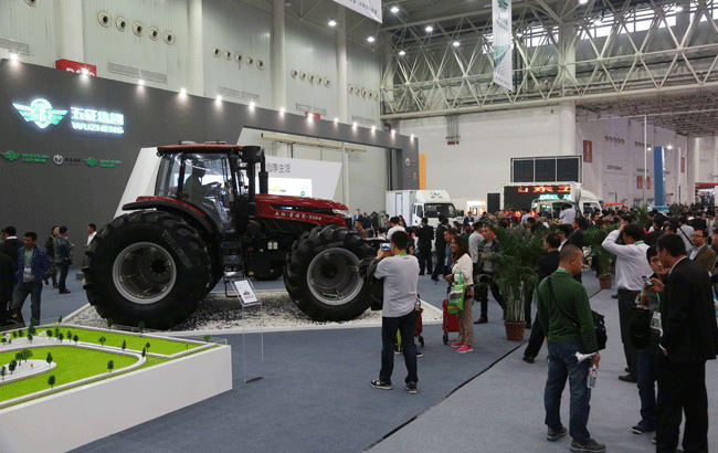 五征亮相2014国际农机展 打造中国农机品牌新高度