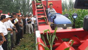 农哈哈4YB-3背负式玉米收割机