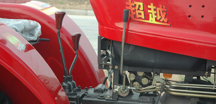 山拖泰山超越TS354（边减内置）轮式拖拉机