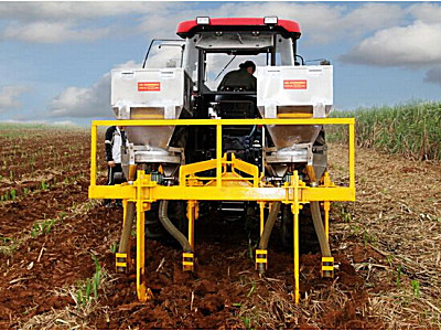 柳工3PSF-D系列甘蔗深松施肥培土机