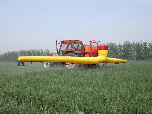 现代农装（中农机）WQX-1300风幕式喷杆喷雾机