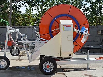 江苏环球JP85-300型移动绞盘式喷灌机