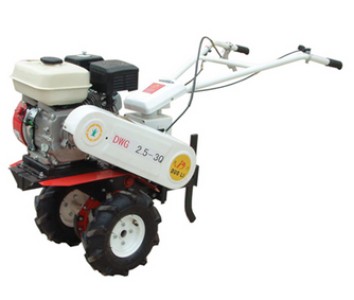 多力DWG2.5-3Q型微型耕作机