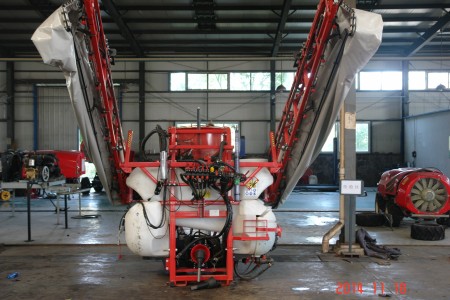 安徽江淮重工3WZ-160-2000BF悬挂式喷杆喷雾机