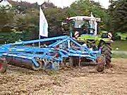科乐收（CLAAS)拖拉机与雷垦农具联合（下）