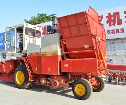 福田雷沃4YZ-3H（無剝皮）玉米收割機